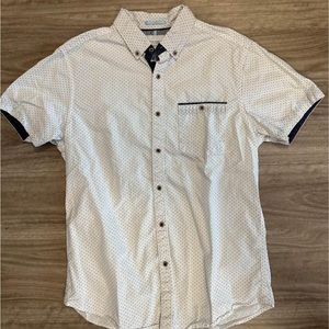 Men’s Short Sleeve Dress Shirt- Like New + Size Small